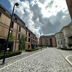 Browar Lubicz- 5min Walk To The Old Town, Garage Apartmán
