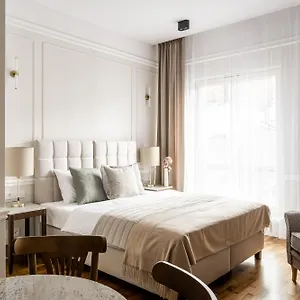Avanti Palazzo شقة فندقية